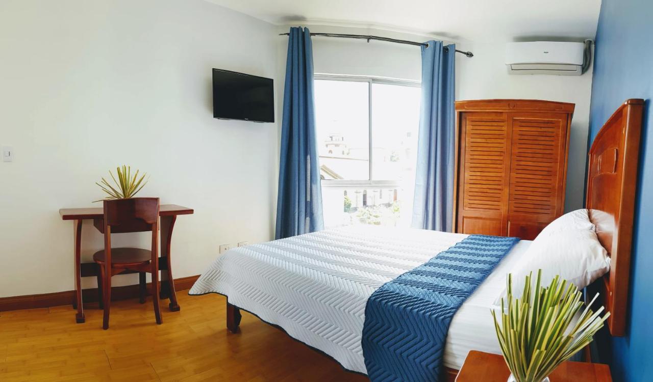 Park View - Airport & City Hotel Alajuela ภายนอก รูปภาพ