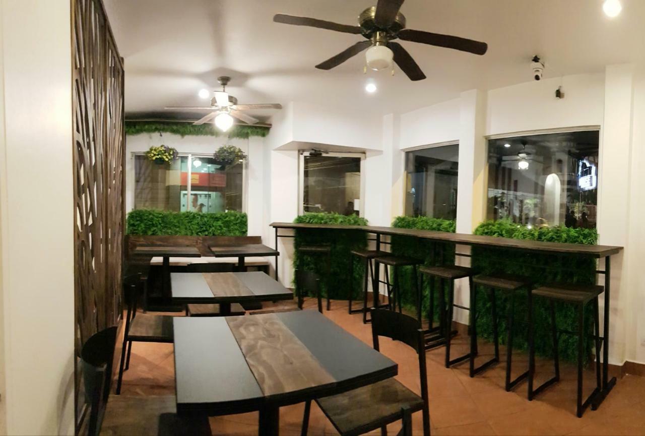 Park View - Airport & City Hotel Alajuela ภายนอก รูปภาพ