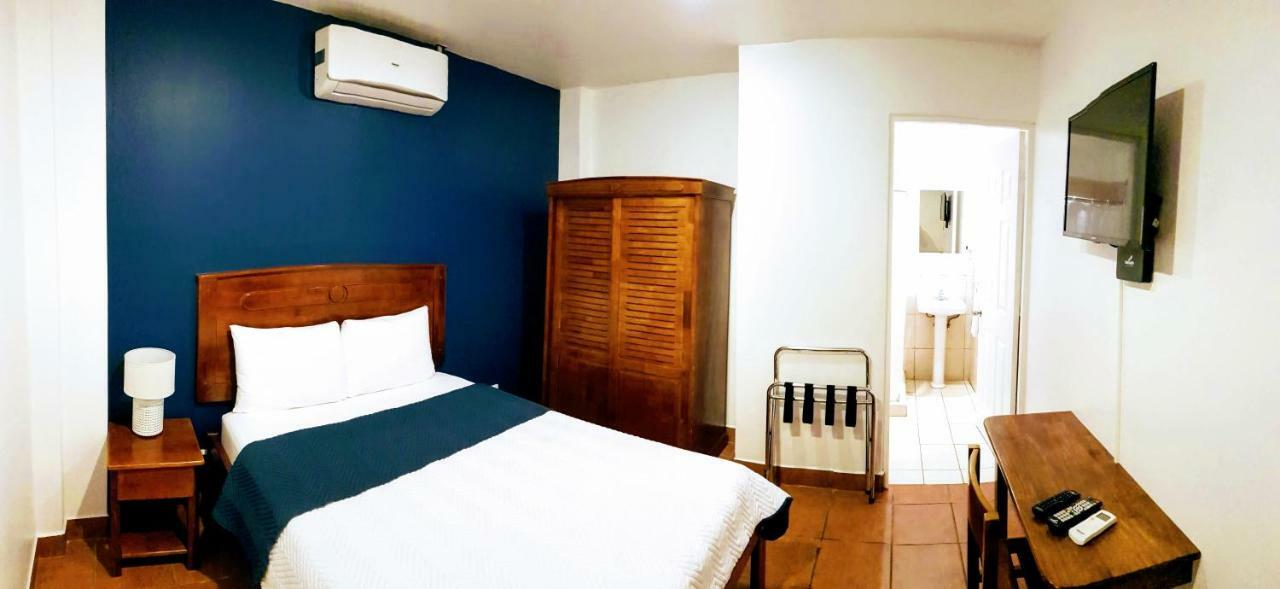 Park View - Airport & City Hotel Alajuela ภายนอก รูปภาพ